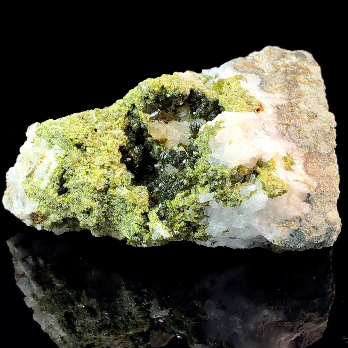 Natural epidote with quartz mineral specimen from Morocco, 228.9 grams, measuring 84 x 62 x 41 mm