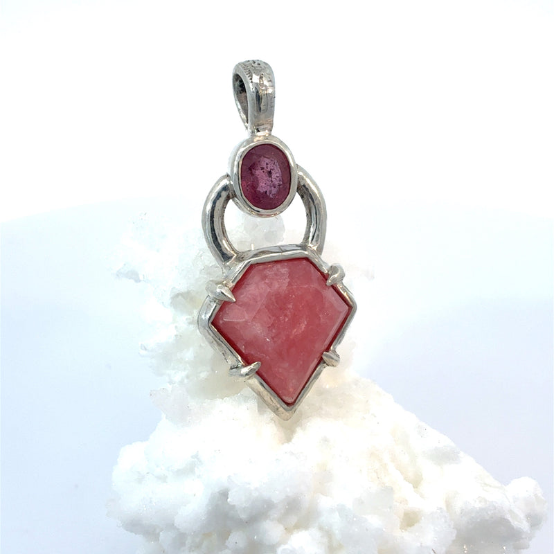 Deepening Your Meditation Practice with Crystals