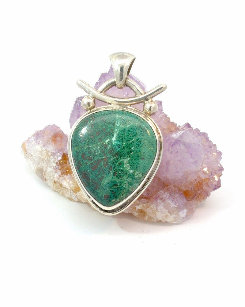 Teardrop Malachite Cabochon Pendant in Silver