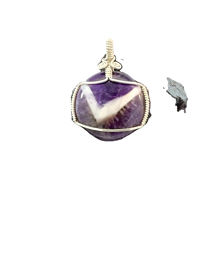 Wire-Wrapped Chevron Amethyst Pendant in Silver
