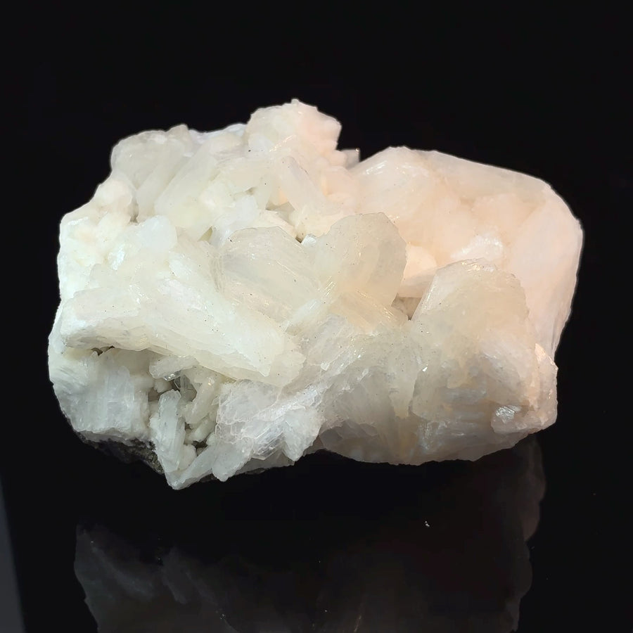 Natural Apophyllite with Stilbite crystal mineral specimen from India, 320 grams, measuring 87 x 76 x 49 mm